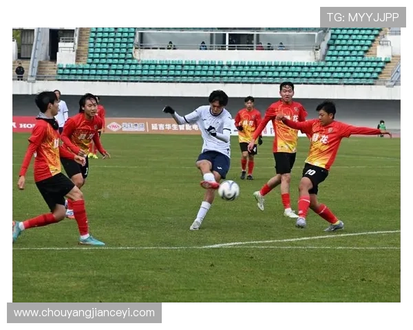 上海足球队速度表现的数据分析与战术优化研究 上海足球队速度表现的数据分析与战术优化研究