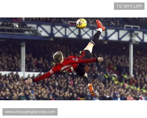 从绿茵场到银幕上足球明星的华丽转身与人生新篇 从绿茵场到银幕上足球明星的华丽转身与人生新篇