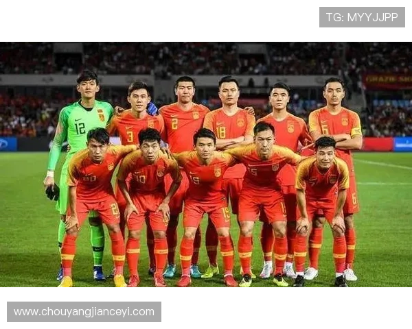 中国足球明星的崛起与支持力量共舞的辉煌历程 中国足球明星的崛起与支持力量共舞的辉煌历程